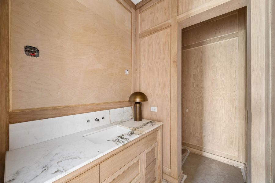 Image 36 of a home in .