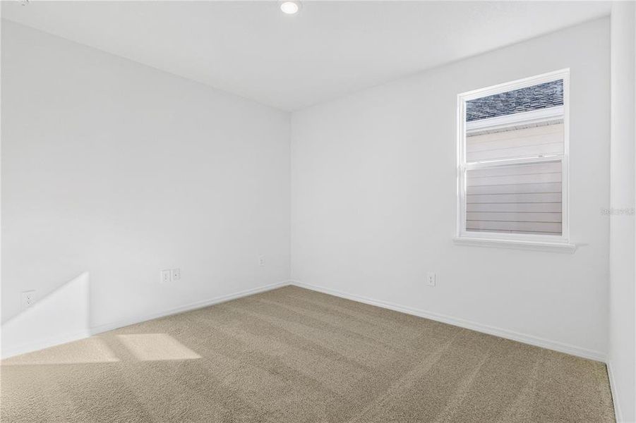 Spacious, unfurnished interior of a new home in , Winter Garden (Image 19).