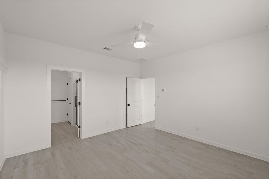 Private primary suite Private primary suite