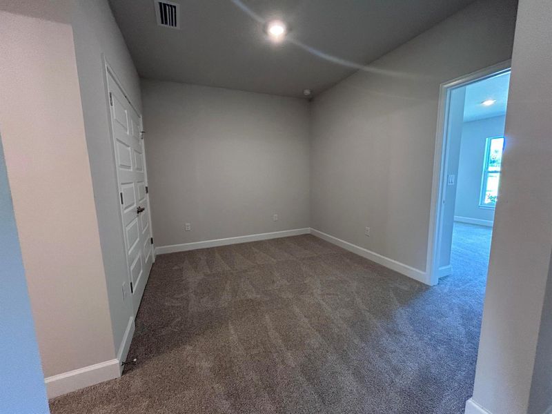 Spacious, unfurnished interior of a new home in Waterstone Villas, Fort Pierce (Image 17). Spacious, unfurnished interior of a new home in Waterstone Villas, Fort Pierce (Image 17).