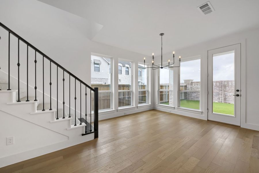 3241 Vaquero - Dining Area