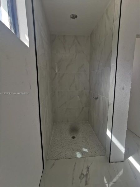 Image 15 of a home in .