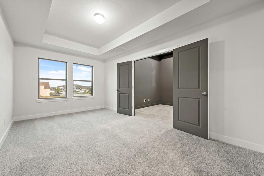 Representative image. Features, specifications, selections and colors may vary. Representative image. Features, specifications, selections and colors may vary.