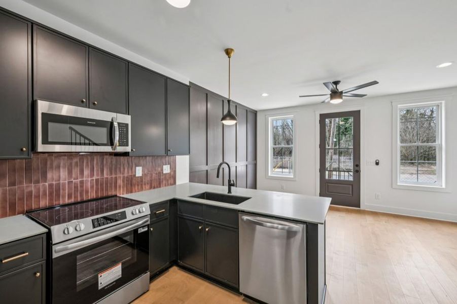 Furnished interior view inside a new home in , Atlanta (Image 10).