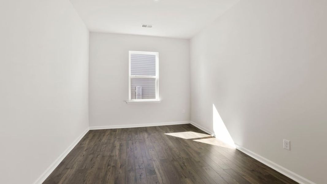 Spacious, unfurnished interior of a new home in Baxter Village, Boiling Springs (Image 20).