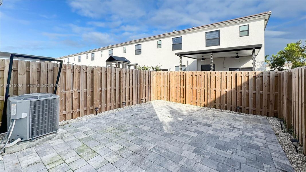 Exterior details and patio area of a home in , Miami (Image 4).