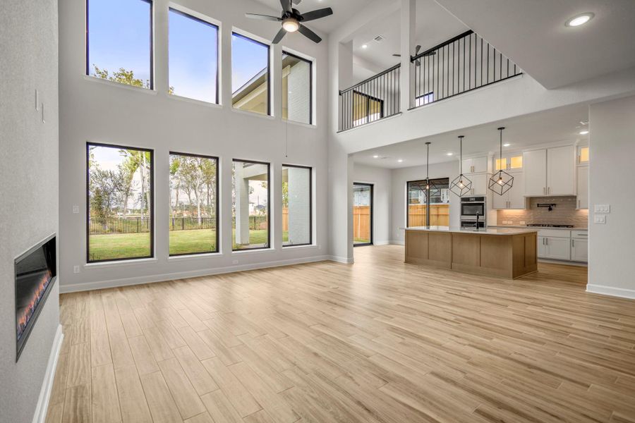 Spacious, unfurnished interior of a new home in Sienna 70' Lots, Missouri City (Image 25). Spacious, unfurnished interior of a new home in Sienna 70' Lots, Missouri City (Image 25).