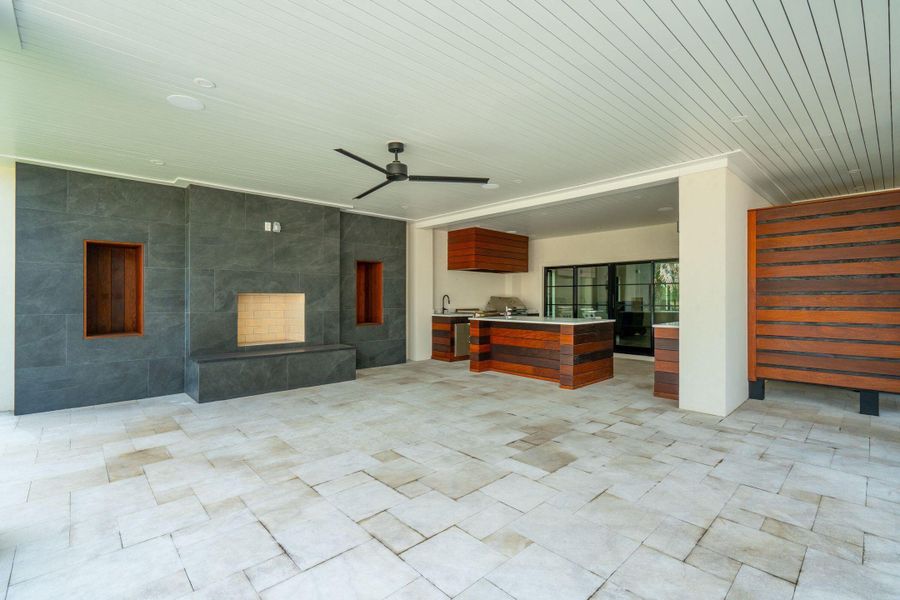 Exterior details and patio area of a home in , Isle Of Palms (Image 35).