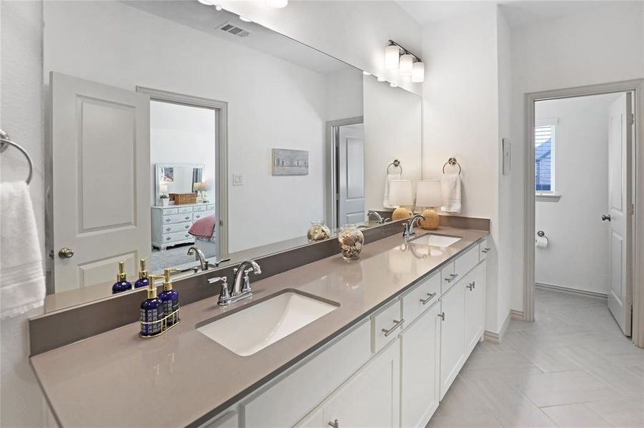 Furnished interior view inside a new home in , Celina (Image 34).