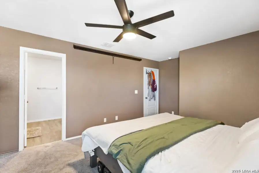 Furnished interior view inside a new home in Legend Pond, New Braunfels (Image 13).
