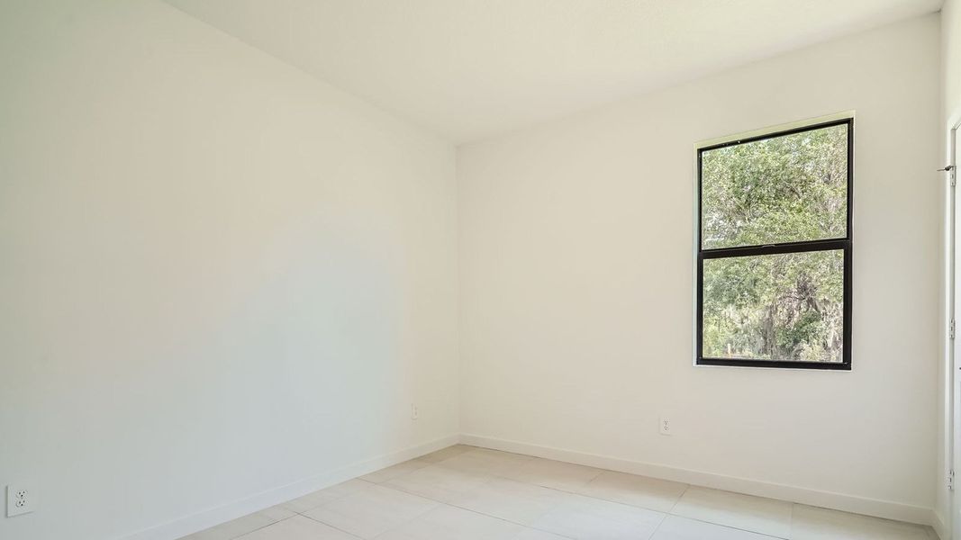 Representative unfurnished interior of a home built from the Delray by D.R. Horton in Twin Oaks, Stuart (Image 21).