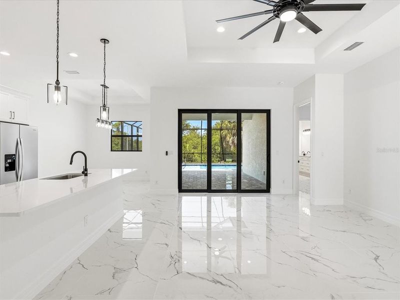 Spacious, unfurnished interior of a new home in , Rotonda West (Image 17).