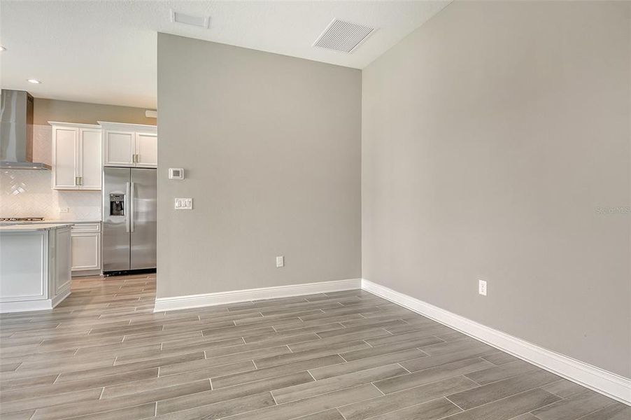 Spacious, unfurnished interior of a new home in Canoe Creek, Parrish (Image 15).