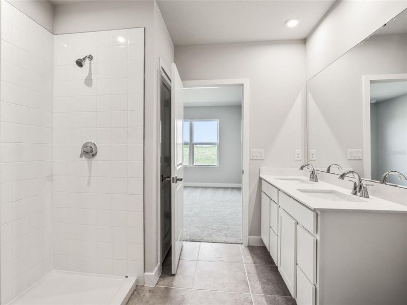 Furnished interior view inside a new home in , Lady Lake (Image 6).