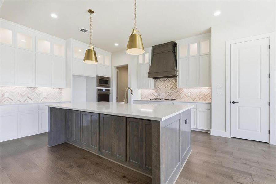 Furnished interior view inside a new home in Aledo Heights - Aledo ISD, Aledo (Image 8).