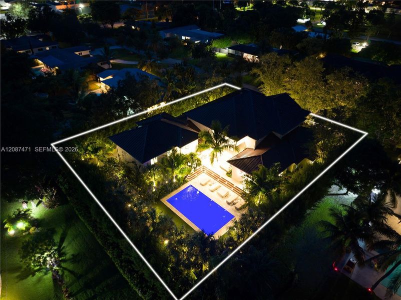 Community amenities in , Pinecrest (Image 28).