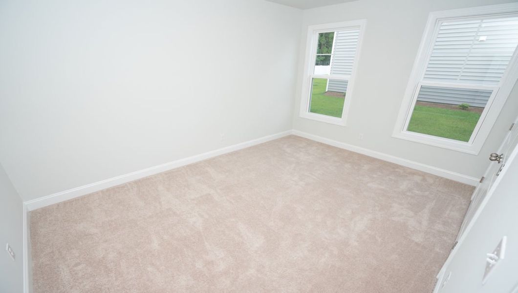 Representative unfurnished interior of a home built from the CUMBERLAND by D.R. Horton in Waterbridge, Myrtle Beach (Image 10).