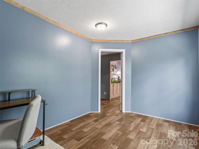 Spacious, unfurnished interior of a new home in , Burnsville (Image 25).