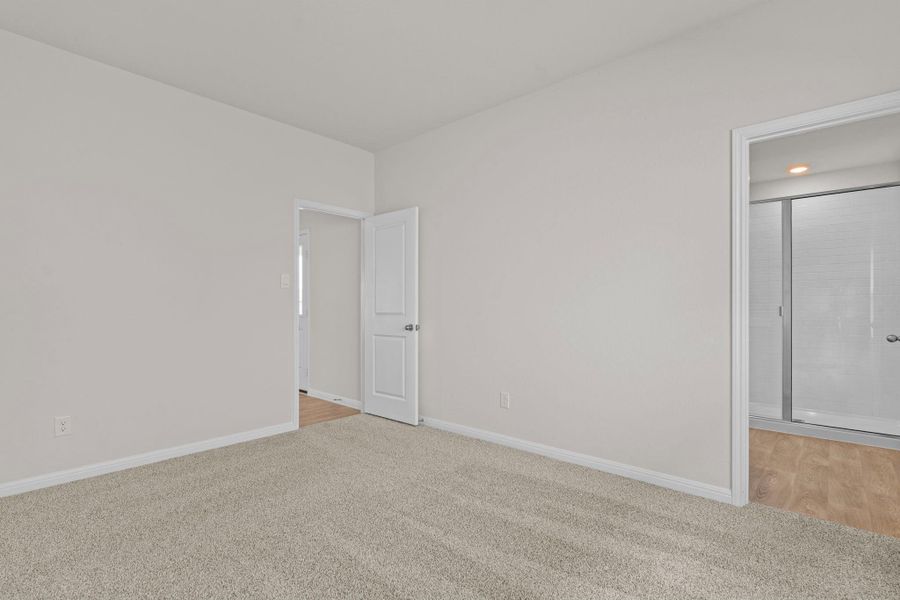 Spacious, unfurnished interior of a new home in Whisper South, San Marcos (Image 22). Spacious, unfurnished interior of a new home in Whisper South, San Marcos (Image 22).