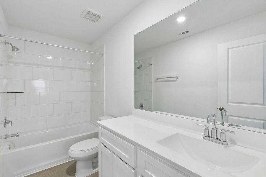 Furnished interior view inside a new home in Mavera, Conroe (Image 13).