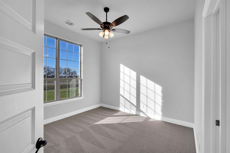 Spacious, unfurnished interior of a new home in , Waxahachie (Image 20).