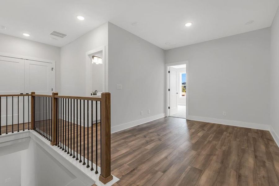 Spacious, unfurnished interior of a new home in Echo Park, Suwanee (Image 17). Spacious, unfurnished interior of a new home in Echo Park, Suwanee (Image 17).