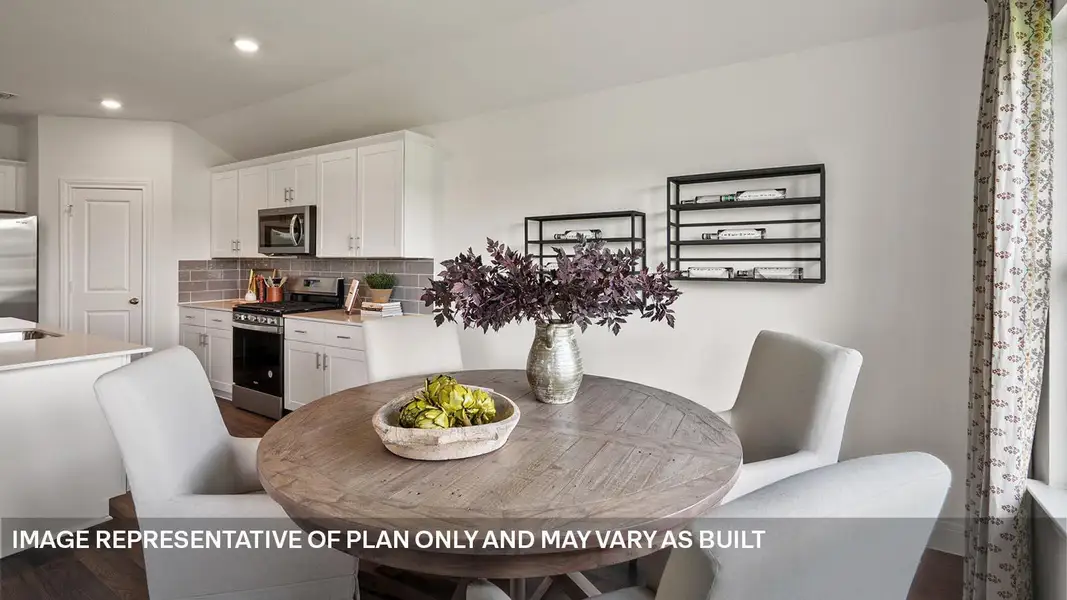 Furnished interior view inside a new home in Riverview, Georgetown (Image 9).