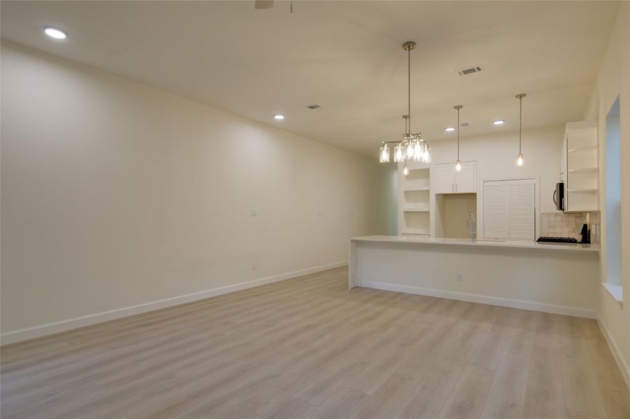 Spacious, unfurnished interior of a new home in , Houston (Image 37). Spacious, unfurnished interior of a new home in , Houston (Image 37).