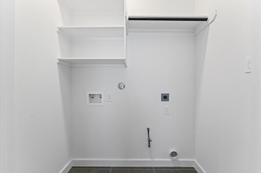 Spacious, unfurnished interior of a new home in , Houston (Image 19).