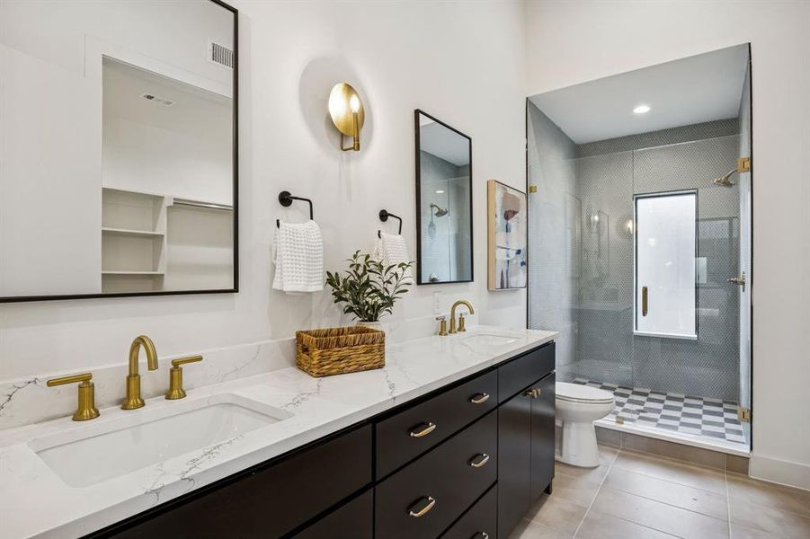 Furnished interior view inside a new home in , Dallas (Image 14). Furnished interior view inside a new home in , Dallas (Image 14).