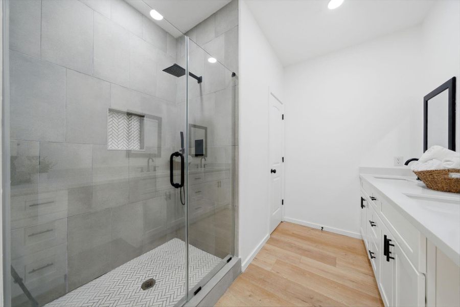 Furnished interior view inside a new home in , West Columbia (Image 11).