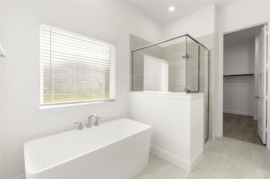 21. 4010 Tamarack - Bath (3) 21. 4010 Tamarack - Bath (3)