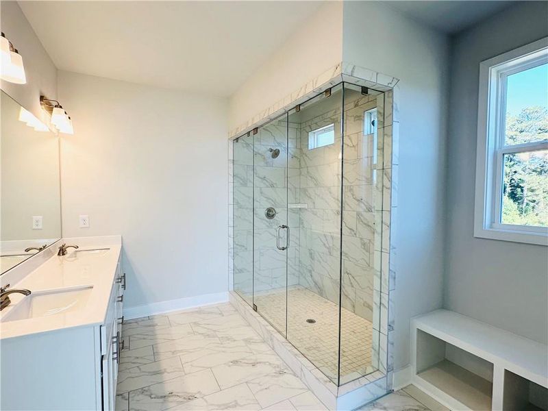 Furnished interior view inside a new home in Summerlin, Winder (Image 9).