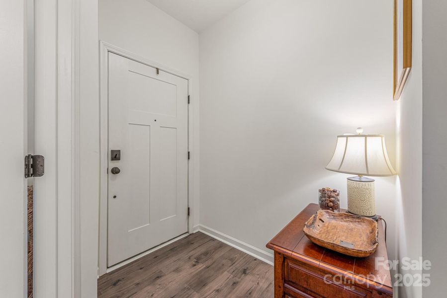 Front Door/Foyer Entrance