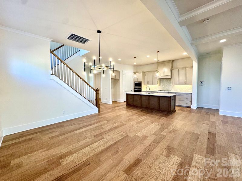 Spacious, unfurnished interior of a new home in Cumberland, Concord (Image 19).