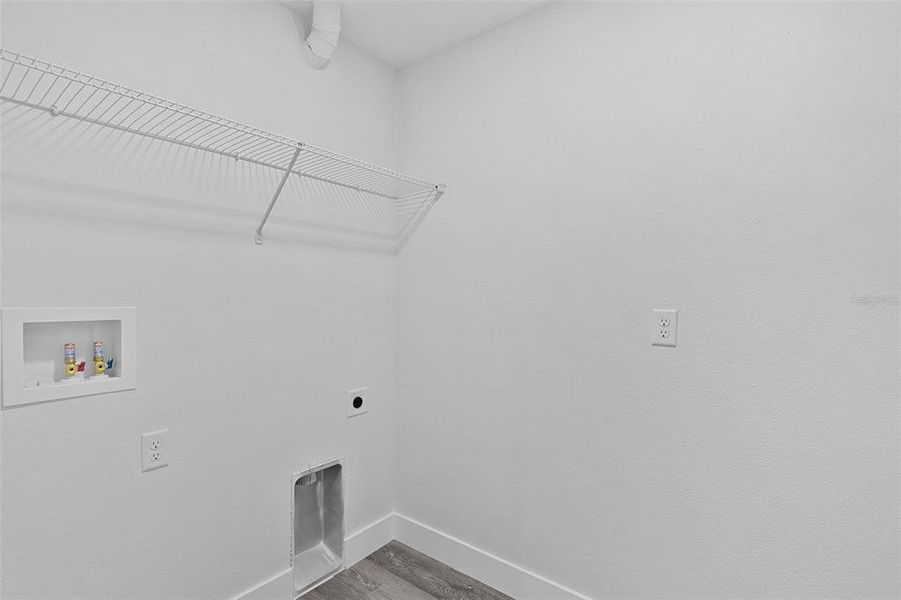 Spacious, unfurnished interior of a new home in , Ocklawaha (Image 25).