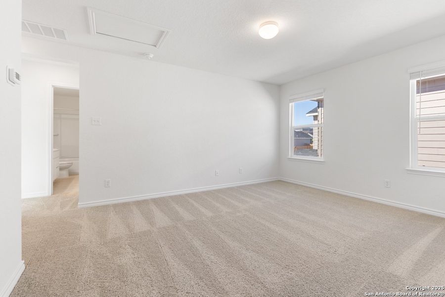 Spacious, unfurnished interior of a new home in Knox Ridge, Converse (Image 7). Spacious, unfurnished interior of a new home in Knox Ridge, Converse (Image 7).