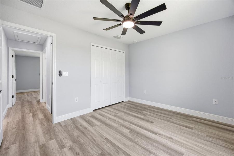 Spacious, unfurnished interior of a new home in , Ocala (Image 25).