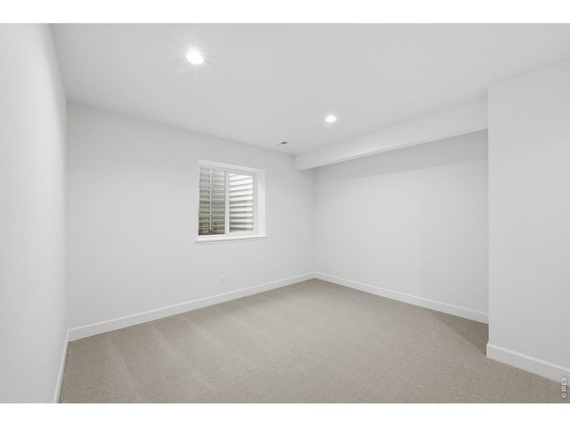 Spacious, unfurnished interior of a new home in , Milliken (Image 19).