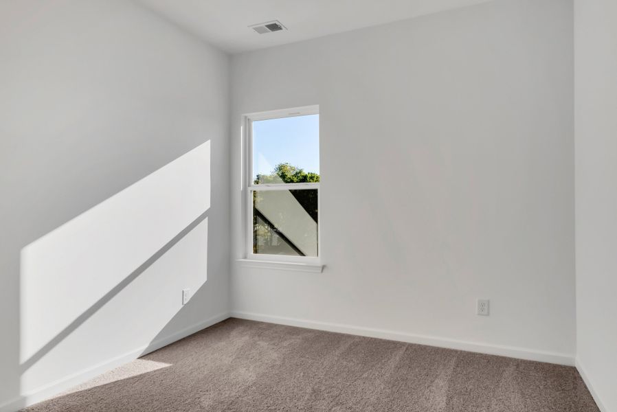 Spacious, unfurnished interior of a new home in Sweetbriar Place, Lebanon (Image 29). Spacious, unfurnished interior of a new home in Sweetbriar Place, Lebanon (Image 29).