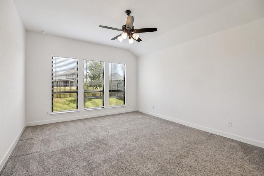 Spacious, unfurnished interior of a new home in Artavia, Conroe (Image 19).