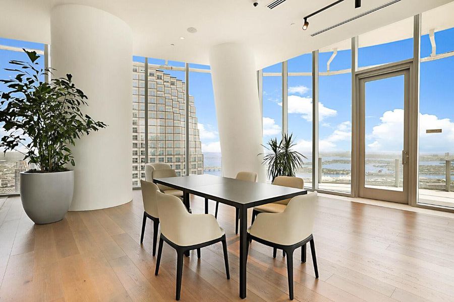 41_300_Biscayne_Way41_mls