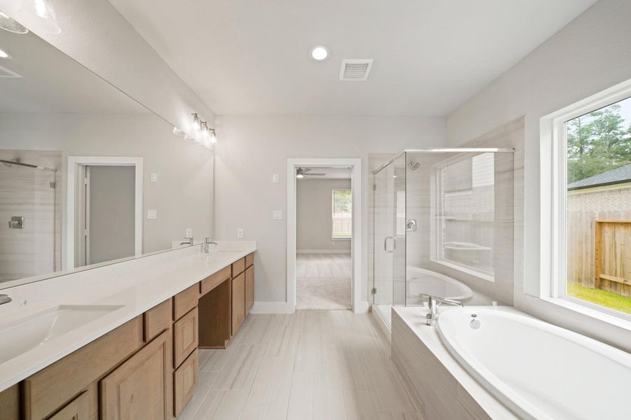 Furnished interior view inside a new home in Barton Creek Ranch, Conroe (Image 7). Furnished interior view inside a new home in Barton Creek Ranch, Conroe (Image 7).