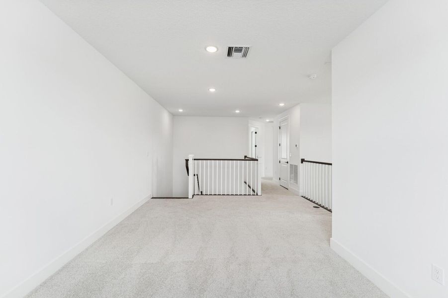 Spacious, unfurnished interior of a new home in , Stuart (Image 46).