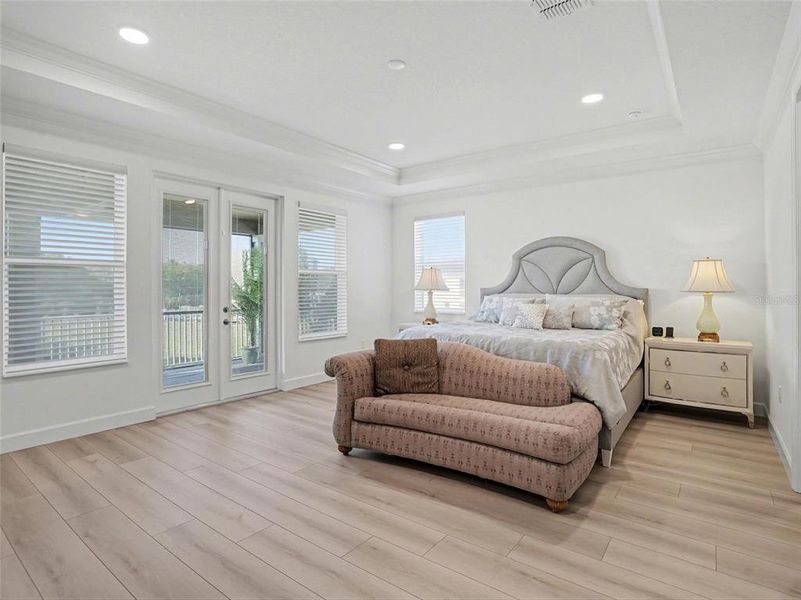 Furnished interior view inside a new home in , Oviedo (Image 35).