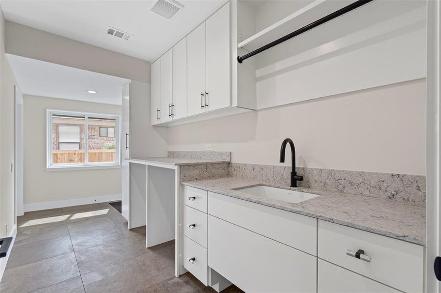 Furnished interior view inside a new home in , Dallas (Image 8). Furnished interior view inside a new home in , Dallas (Image 8).