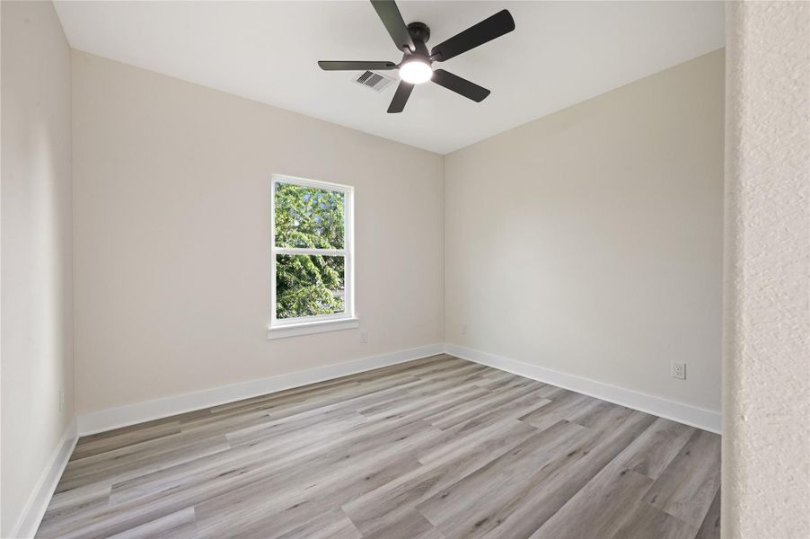 Secondary bedroom #1