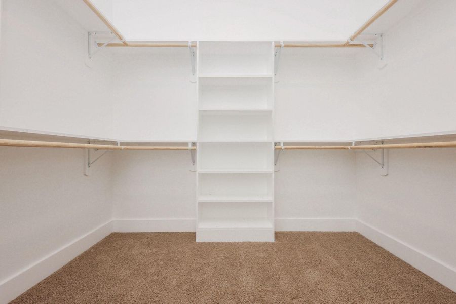 Spacious, unfurnished interior of a new home in , Tomball (Image 29).