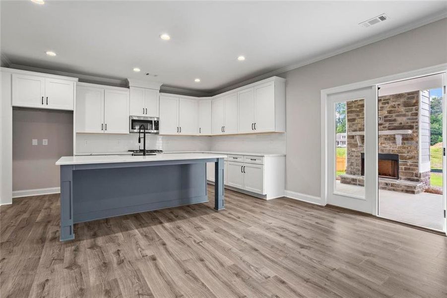 Furnished interior view inside a new home in , Dallas (Image 13). Furnished interior view inside a new home in , Dallas (Image 13).