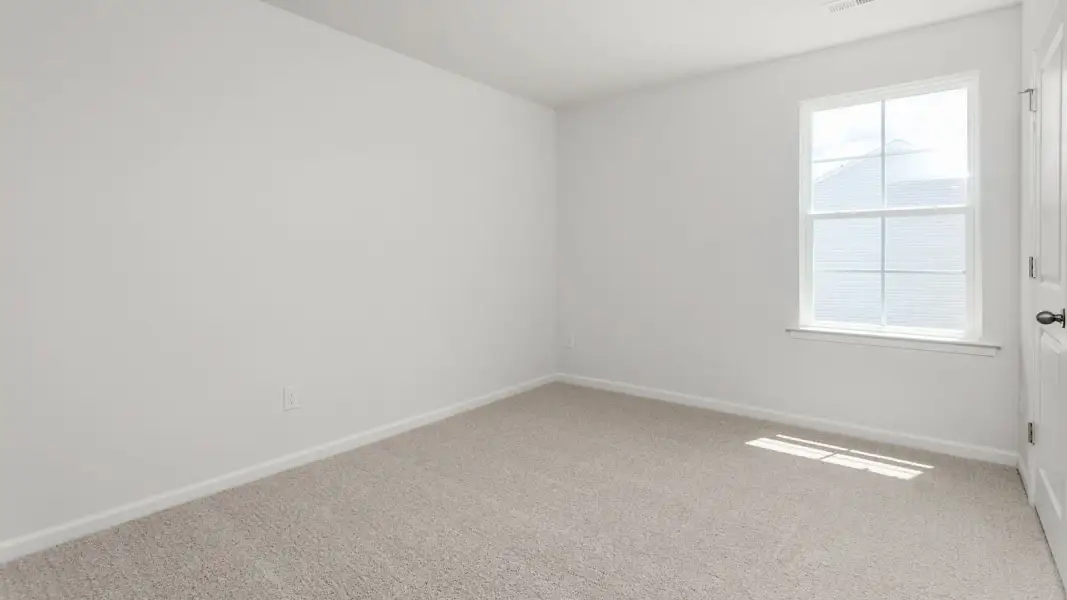 Spacious, unfurnished interior of a new home in Aspen Place, Thomasville (Image 27).